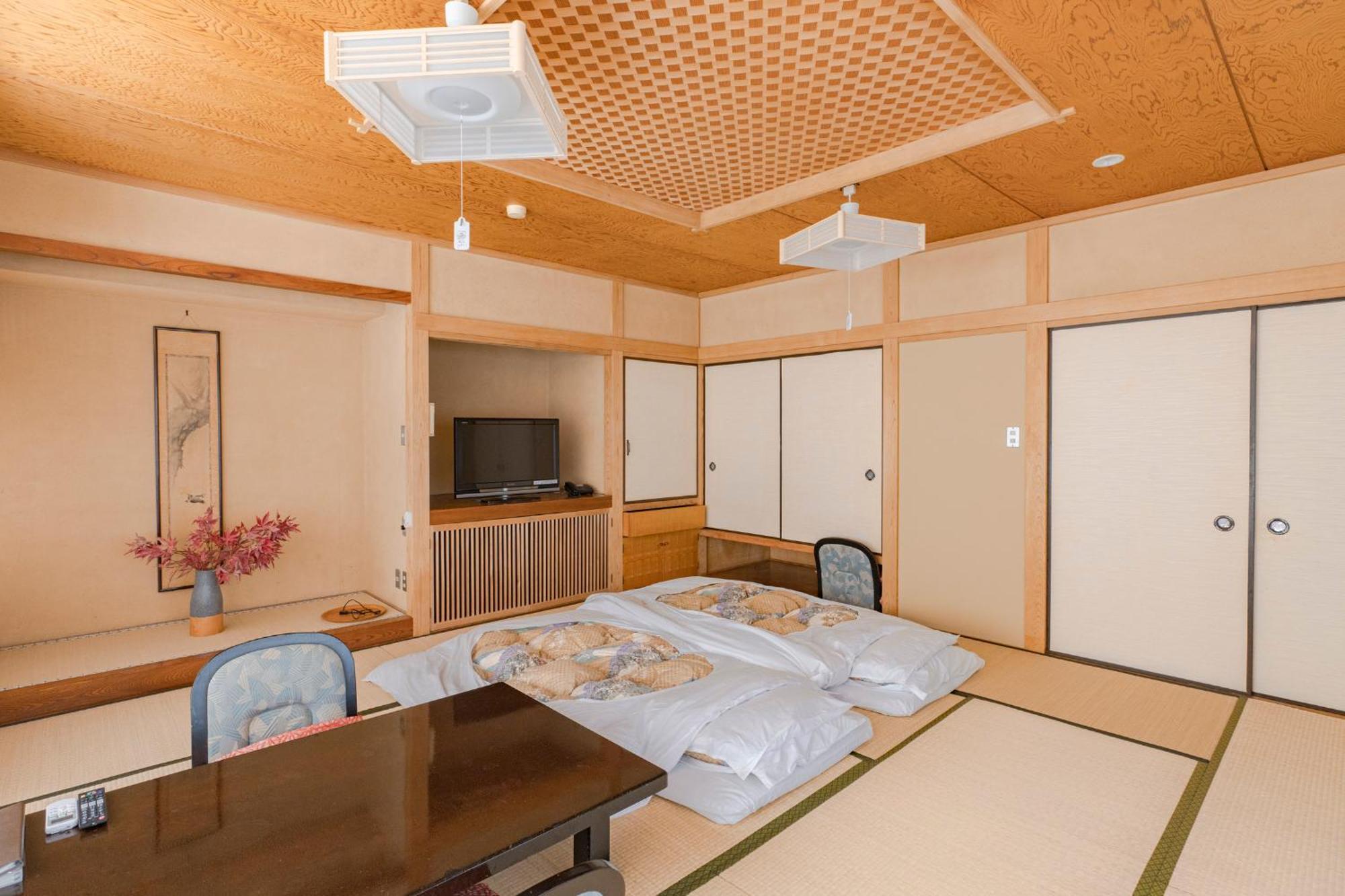 Hokkawa Onsen Hotel Хигасиидзу Экстерьер фото